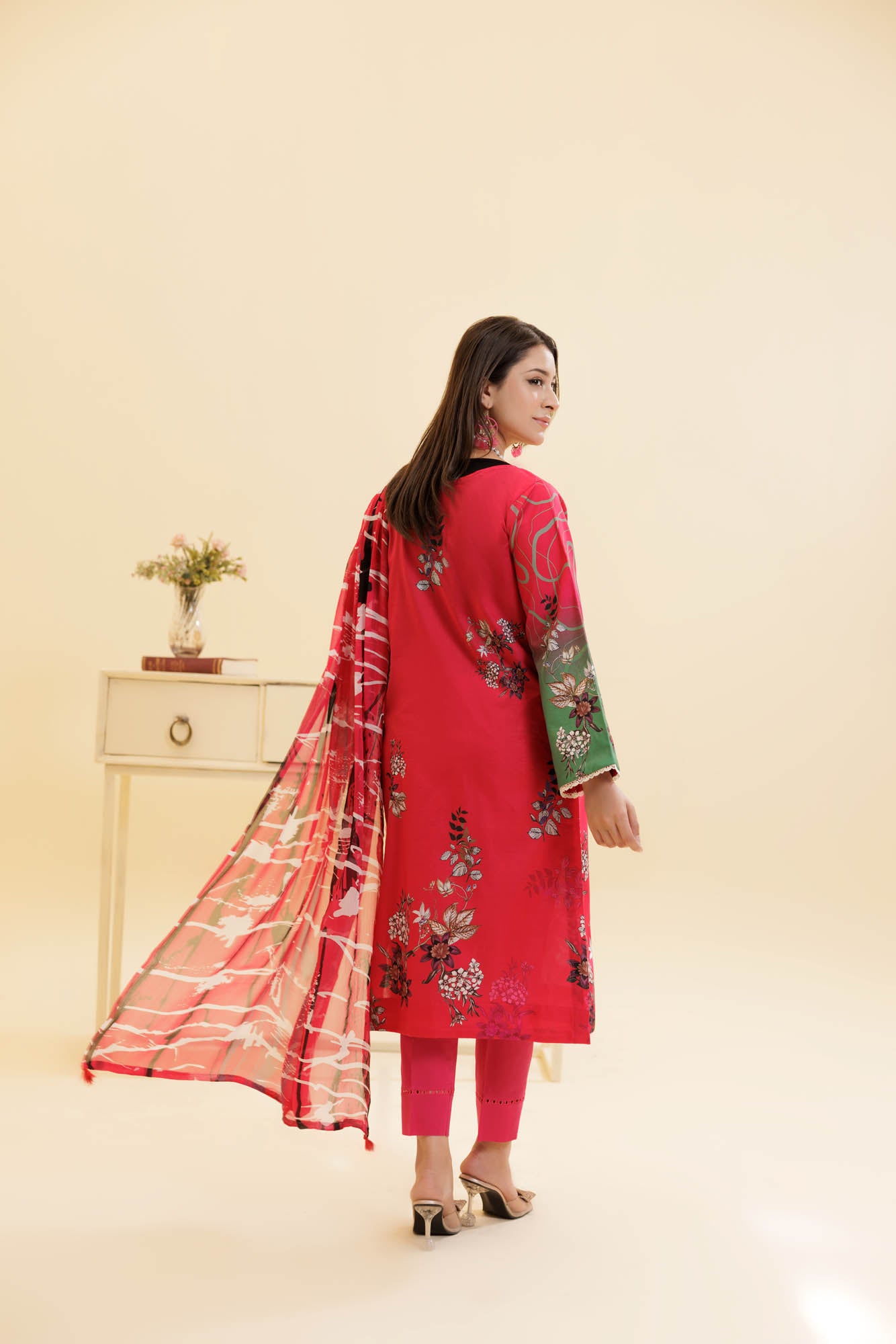 3 Piece Unstitched Printed Lawn Suit | KL137