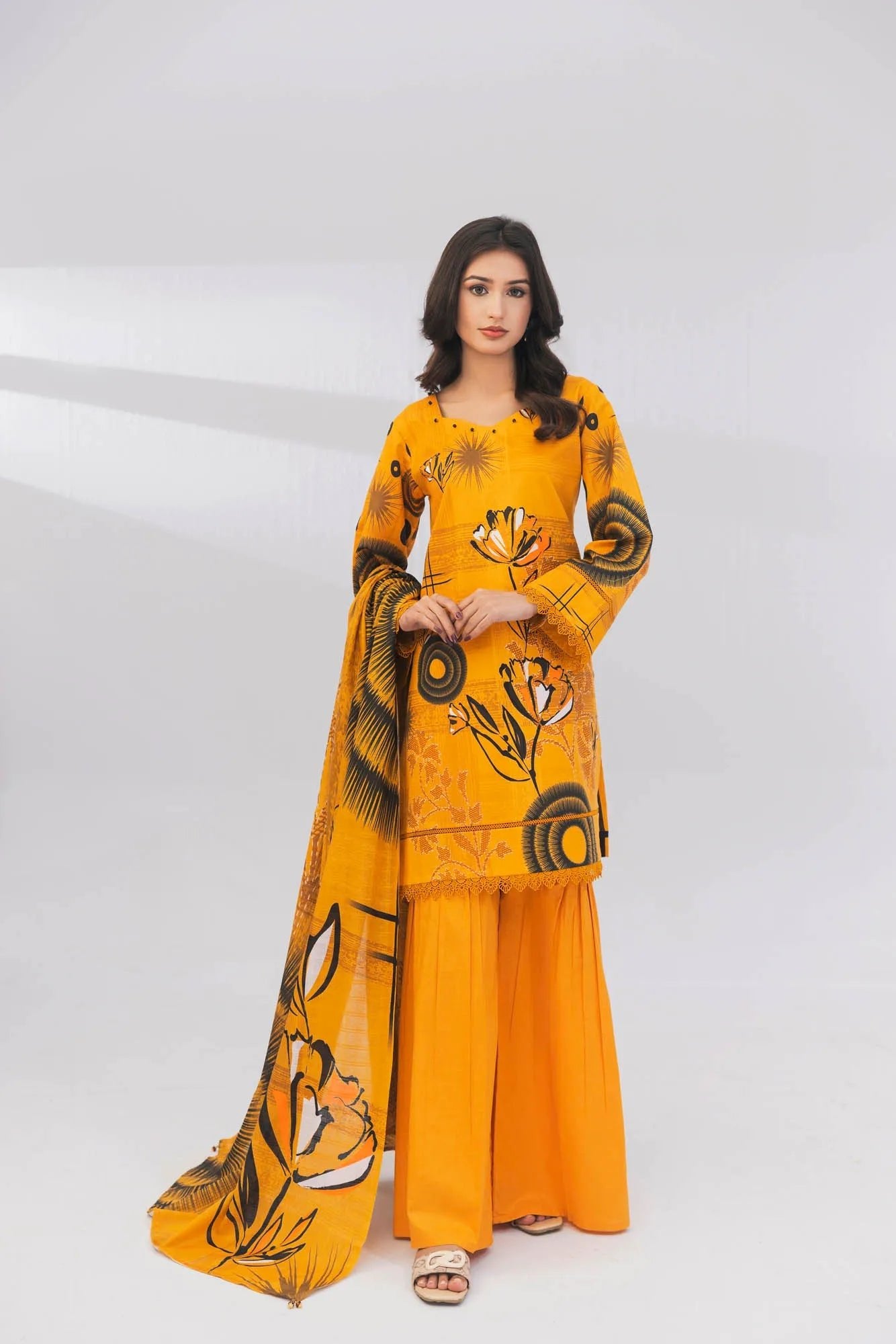 3 Piece Unstitched Printed Lawn Suit | KL103 - Becklace