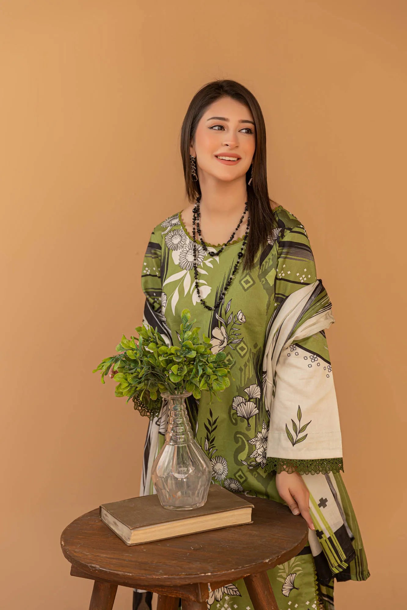 3 Piece Unstitched Printed Lawn Suit | KL115 - Becklace