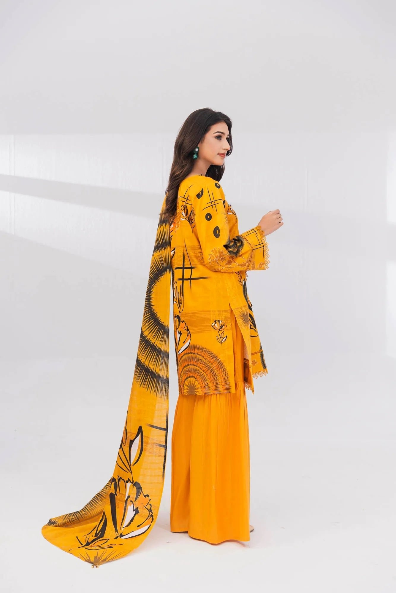 3 Piece Unstitched Printed Lawn Suit | KL103 - Becklace