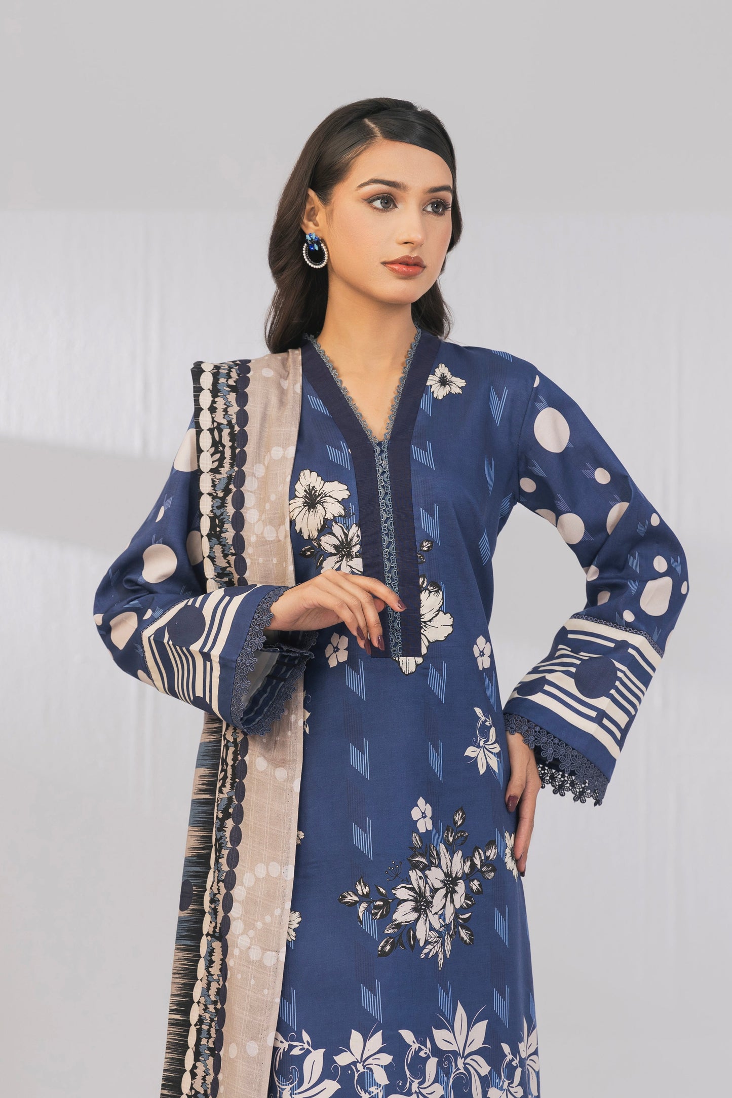 3 Piece Unstitched Printed Lawn Suit | KL106