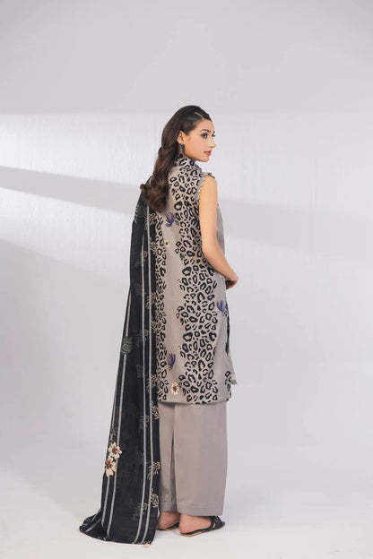 3 Piece Unstitched Printed Lawn Suit | KL107 - Becklace