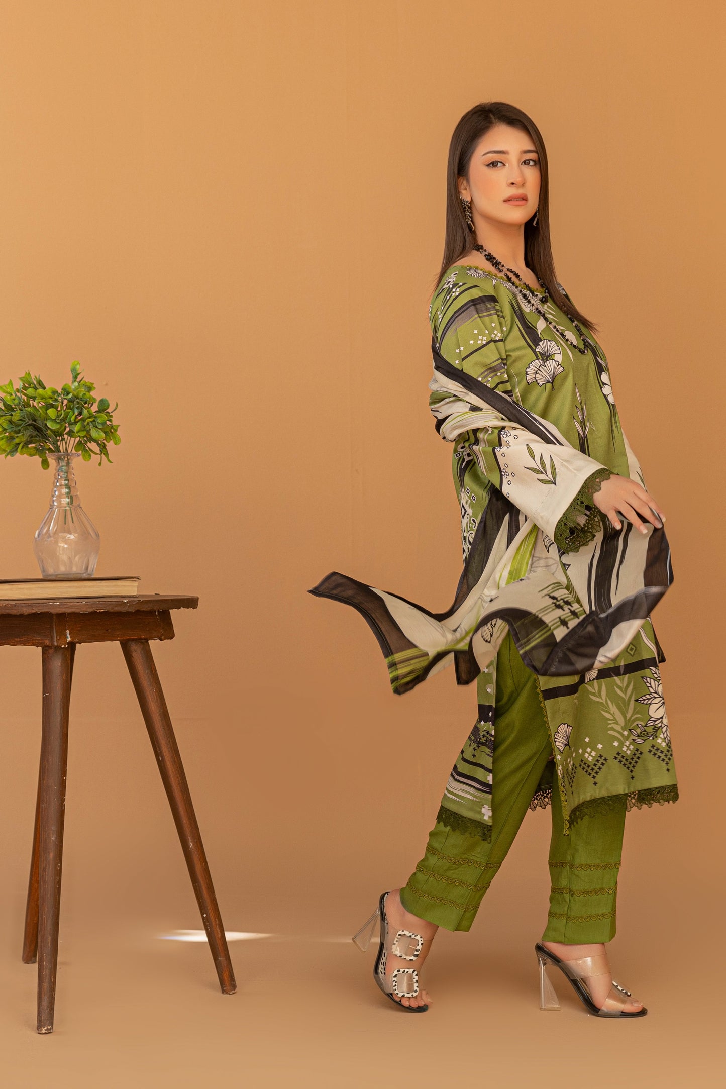 3 Piece Unstitched Printed Lawn Suit | KL115