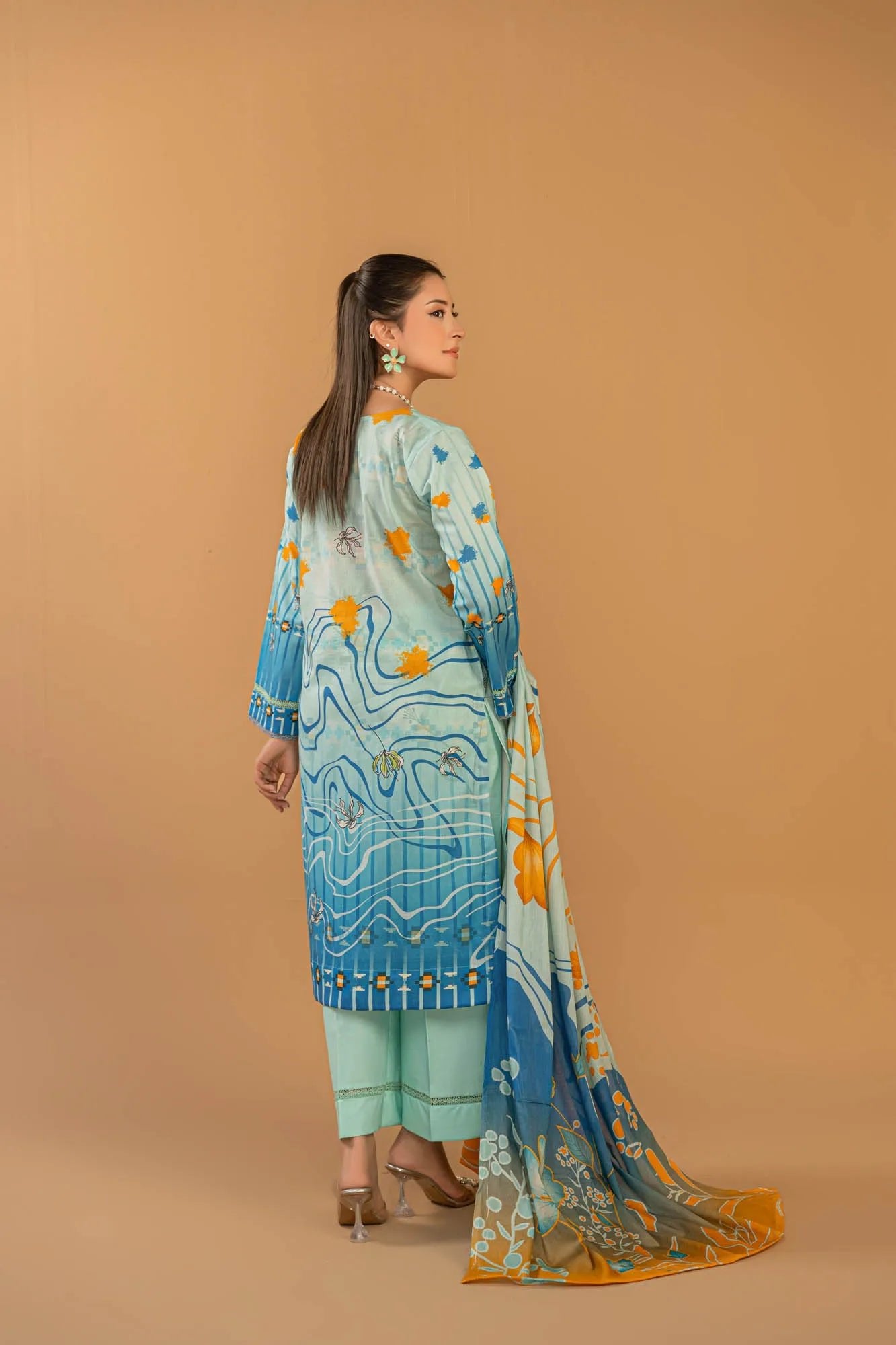 3 Piece Unstitched Printed Lawn Suit | KL118 - Becklace