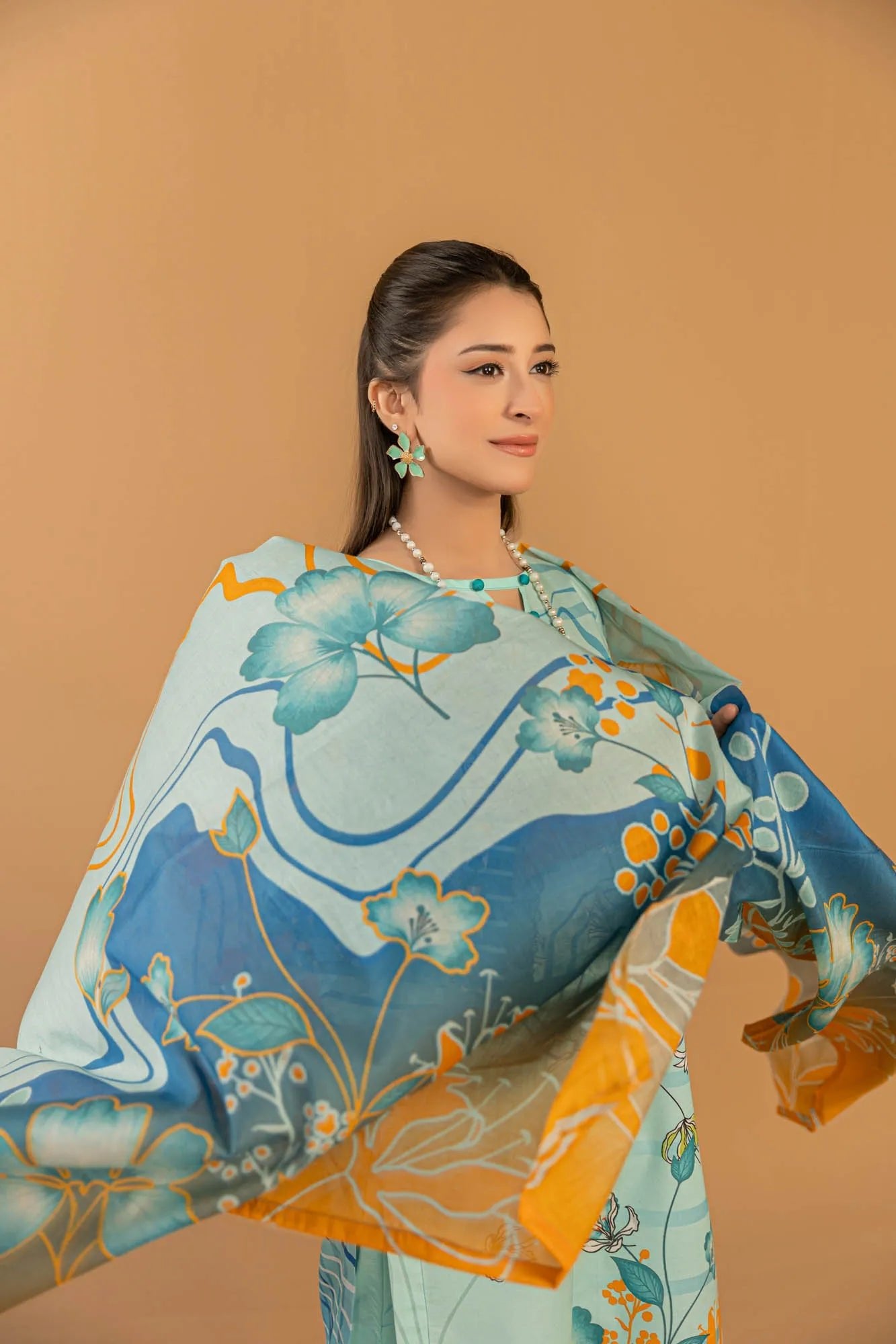 3 Piece Unstitched Printed Lawn Suit | KL118 - Becklace