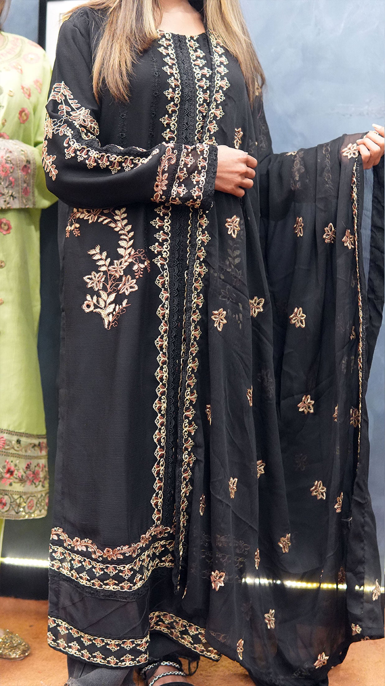 Chiffon Embroidered 3-Piece Suit